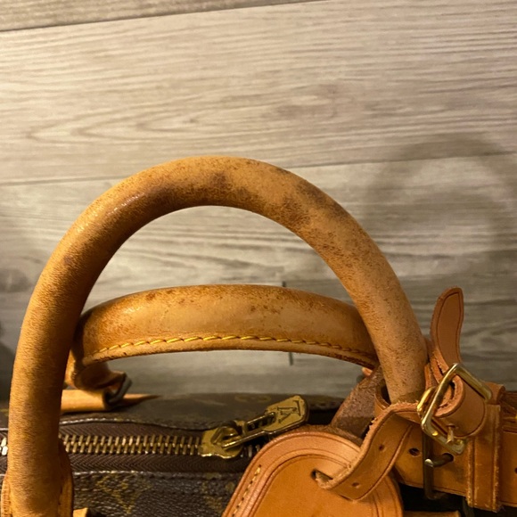 ❗️SOLD❗️Louis Vuitton Keepall 50 - Picture 3 of 12